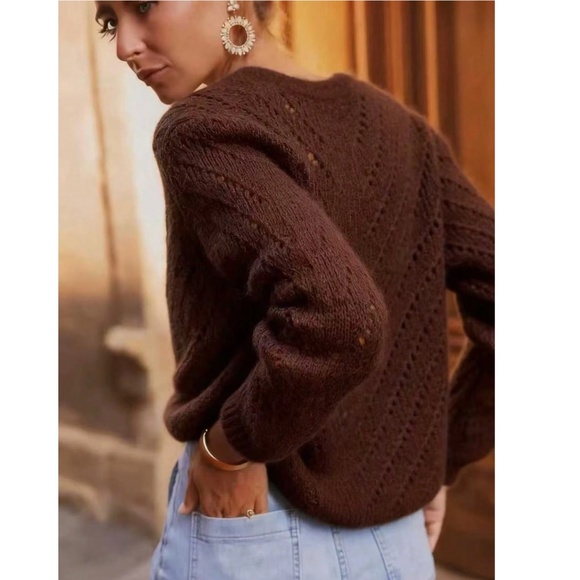V-Cut Buttoned Down Brown Knit Cardigan Textured, Long Sleeve - Picture 2 of 5